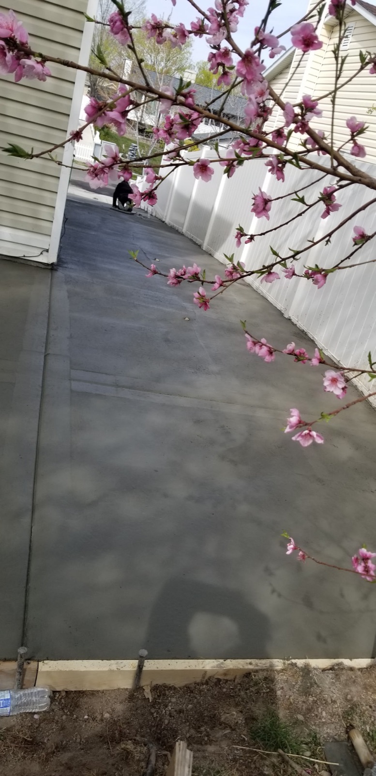 Concrete steps with smooth finish